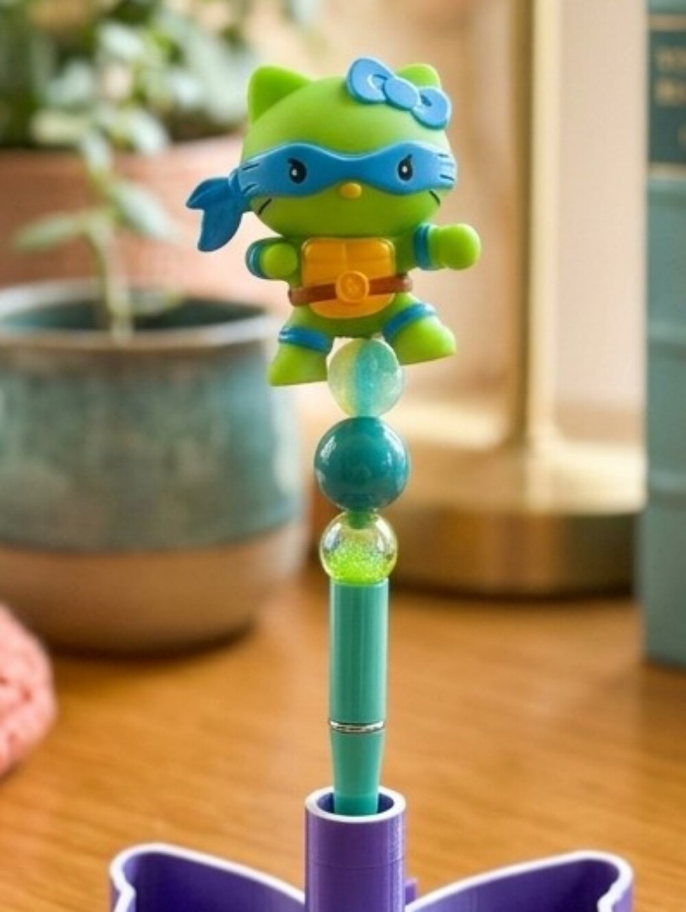 Ninja / Hello Kitty In A Beadable Pen
